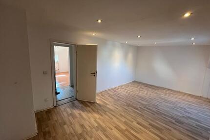 Frisch sanierte Wohnung 85 m² - 830,00&nbsp;EUR Kaltmiete, ca.&nbsp; 85,00&nbsp;m&sup2; in Hagen (PLZ: 58097) Hagen-Mitte