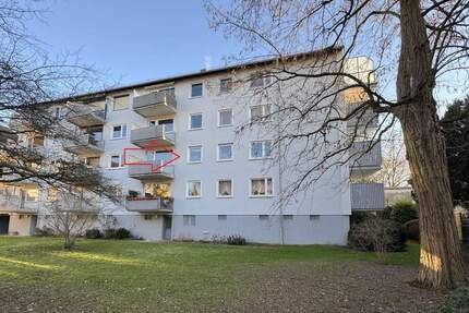 Großzügige Drei-Zimmerwohnung mit Garage in beliebter Wohngegend - Bremen Riensberg