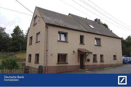 Ländlich gelegenes großes Ein.- bis Zweifamilienhaus mit viel Platz - Bad Lobenstein Lichtenbrunn