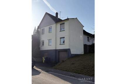 Zweifamilienhaus mit 10 Zimmern - Sanierungsobjekt mit viel Potenzial! - Rudersberg Krehwinkel