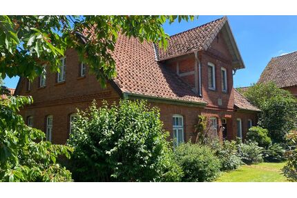 Bauernhaus, Hofensemble mit Wirtschaftsgebäuden, ideal für individuelles Wohnkonzept, Gewerbe - Bad Bevensen