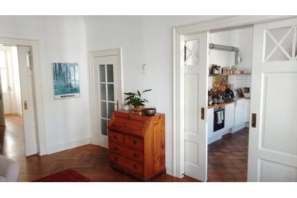 Verkaufe 4-Zimmer-Wohnung mit Souterrainwohnung - Freiburg im Breisgau Oberau