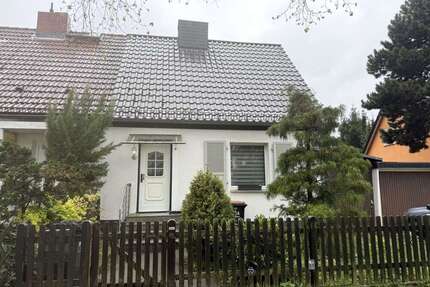 Haus zum Kaufen in Berlin-Lankwitz 398.000,00 € 90 m²