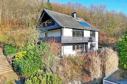 Haus zum Kaufen in Hann. Münden 398.000,00 € 222 m²