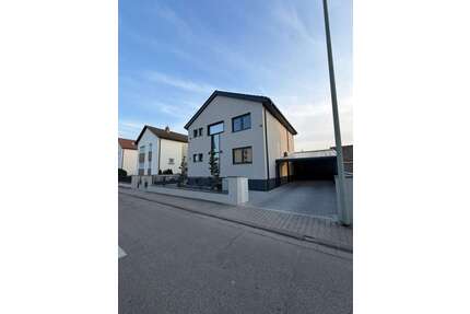 Haus zum Kaufen in Mutterstadt 960.000,00 € 290 m²