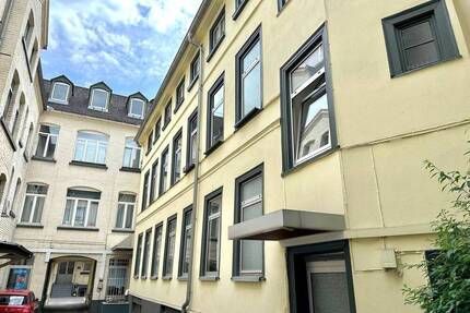Ruhig gelegene City-Altbauwohnung - Wiesbaden