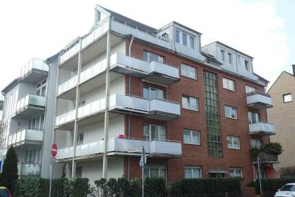 Modernisierte 3-Zimmer-Wohnung mit Balkon in Düren