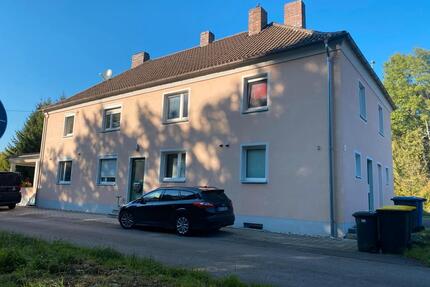 Apartment möbliert - 650,00&nbsp;EUR Kaltmiete, ca.&nbsp; 30,00&nbsp;m&sup2; in Neuburg an der Donau (PLZ: 86633)