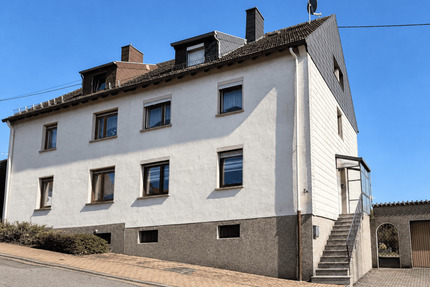 Familienfreundliche Doppelhaushälfte in ruhiger Wohnlage von Friedrichsthal!