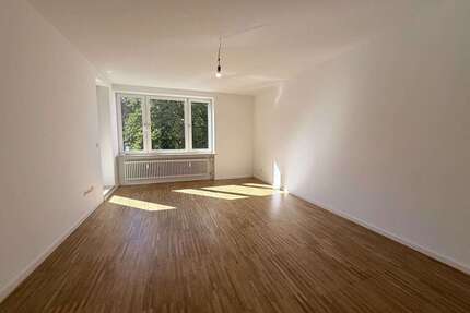 Wohnung zum Mieten in Augsburg 955,00 € 70.29 m²