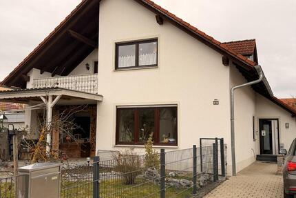 3 Zimmerwohnung DG - 287.000,00&nbsp;EUR Kaufpreis, ca.&nbsp; 85,00&nbsp;m&sup2; in Stammham (PLZ: 85134)