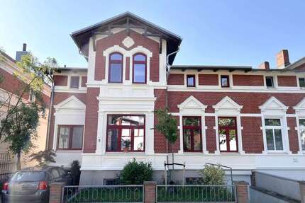 Haus zum Kaufen in Schwerin 749.000,00 € 230 m²