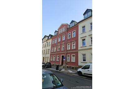 Geräumige 2-Zimmer-Wohnung im Dachgeschoss, frisch renoviert - Freiberg