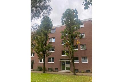 Anfrage-Stopp! 2-Zimmerwohnung Bad Schwartau renoviert Balkon