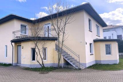 Zentral gelegenes Zweifamilienhaus mit zusätzl. Gästewohnung in Oldenburg Donnerschwee!