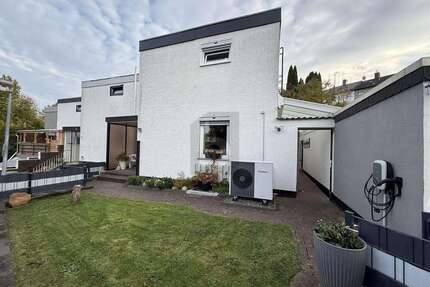 Haus zum Kaufen in Söhrewald 230.000,00 € 110 m²