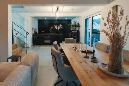 Haus zum Kaufen in Bobingen 586.400,00 € 150.36 m²