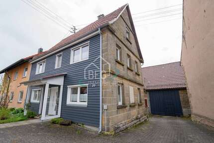 Haus zum Kaufen in Rot am See Hausen am Bach 340.000,00 € 105.55 m² - Rot am See / Hausen am Bach