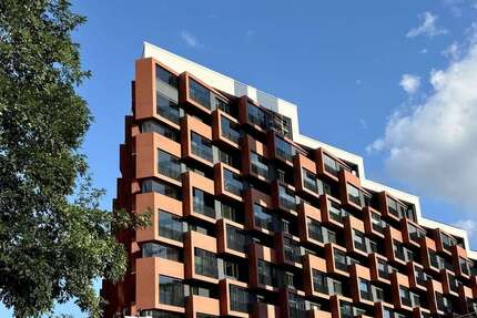 Wohnung zum Mieten in Hamburg 1.027,00 € 117 m²