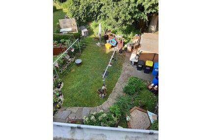 2-Raum-Wohnung, EBK, Raucherwohnung, Nachtspeicheröfen - Freiberg