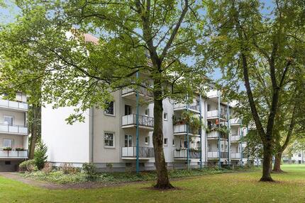 Gemütliche 2-Zimmer-Wohnung mit Tageslichtbad und Balkon - Hannover Herrenhausen-Stöcken