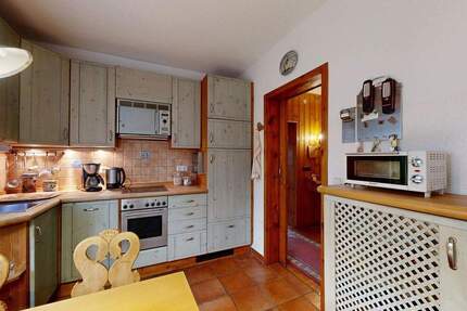 Einfamilienhaus mit Einliegerwohnung in zweiter Reihe zum Strand & Gestaltungspotenzial - Ostseeheilbad Zingst