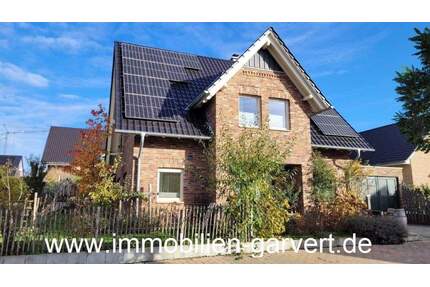 Großzügiges Familiendomizil! Junges, schönes Einfamilienhaus. Garten und Carport, ruhig in Groß Reken