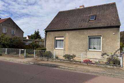 Haus zum Kaufen in Lutherstadt Wittenberg 77.500,00 € 77 m²