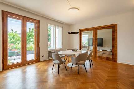 Haus zum Kaufen in Schwabach 1.249.000,00 € 340 m²