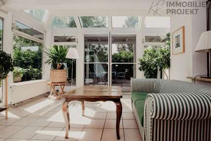 Haus zum Kaufen in Ahorn 585.000,00 € 189.91 m²