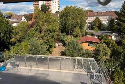Wohnung zum Vermieten - 900,00&nbsp;EUR Kaltmiete, ca.&nbsp; 70,00&nbsp;m&sup2; in Ludwigshafen am Rhein (PLZ: 67067) Rheingönheim