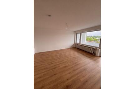 Helles 2-Zimmer-Apartment mit Balkon in Bad Sulza