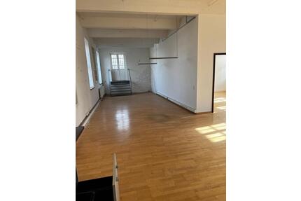Einzigartiges Loft in historischer Brotfabrik in Krefeld 167,31