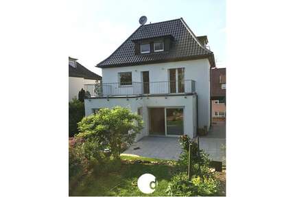 Haus zum Mieten in Stuttgart 2.980,00 € 147 m²