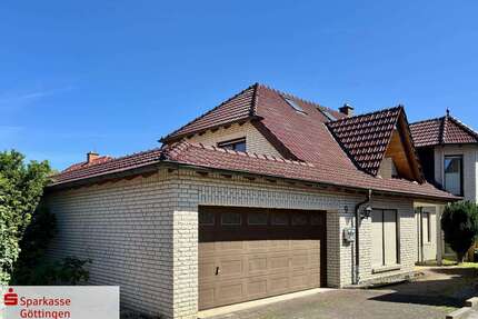 Haus zum Kaufen in Bovenden 450.000,00 € 233.01 m²