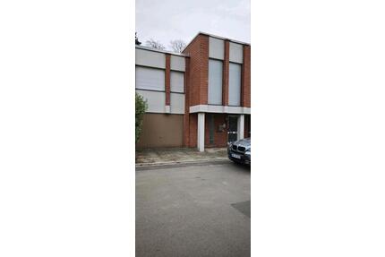 Atrium - Bungalow in exponierter Lage Düren Innenstadt