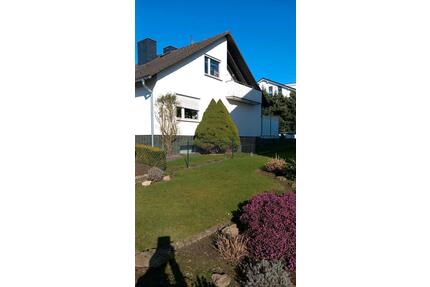 Dachgeschoss - 950,00&nbsp;EUR Kaltmiete, ca.&nbsp; 86,00&nbsp;m&sup2; in Fuldabrück (PLZ: 34277)