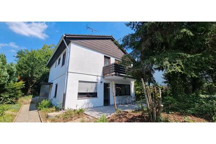 Geräumiges Einfamilienhaus auf sonnigen Grundstück - Niedernhausen