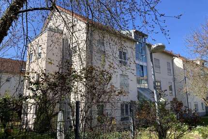 Wohnung zum Kaufen in Stuttgart 300.000,00 € 73 m²