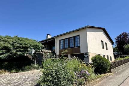 Haus zum Kaufen in Beratzhausen 295.000,00 € 150 m²