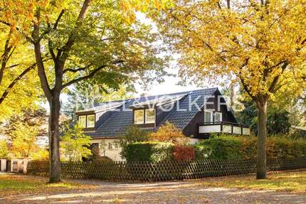 Haus zum Kaufen in Berlin 1.190.000,00 € 265 m²