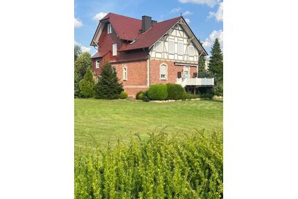 Fachwerkhaus für Liebhaber - 275.000,00&nbsp;EUR Kaufpreis, ca.&nbsp; 170,00&nbsp;m&sup2; in Rotenburg an der Fulda (PLZ: 36199)