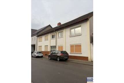 Haus zum Kaufen in Bürstadt 675.000,00 € 335 m²