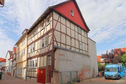 Haus zum Kaufen in Eschwege 120.000,00 € 190 m²