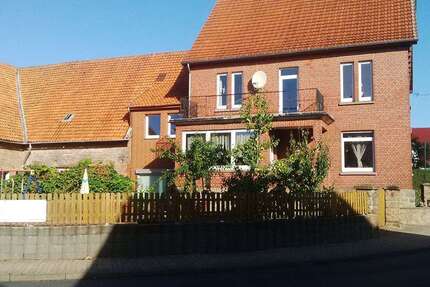 Haus zum Kaufen in Söhlde Hoheneggelsen 320.000,00 € 270 m²