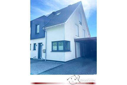 Moderne Doppelhaushälfte in ruhiger, toller Lage von Kleinenbroich - Korschenbroich