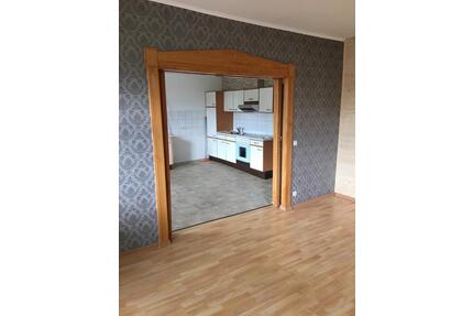 Schöne 2 Zimmer Wohnung 80 qm zu vermieten 399 € - Salzwedel