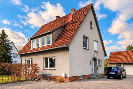 Freistehendes Einfamilienhaus - 450.000,00&nbsp;EUR Kaufpreis, ca.&nbsp; 120,00&nbsp;m&sup2; in Gütersloh (PLZ: 33335) Avenwedde