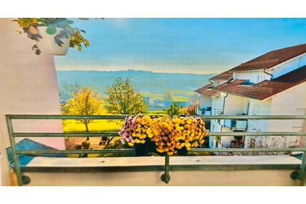 Helle 2-Zimmer Dachgeschoss-Wohnung mit herrlichem Ausblick - Bad Saulgau