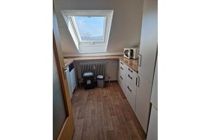 Möbliertes Zimmer in 2er WG auf Zeit zu vermieten - Bayreuth Bernecker Straße / Insel / Riedelsberg